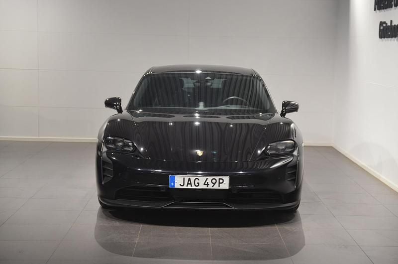 Begagnad Porsche Taycan 4S 22 kW (30 HK) 2022 Svart Sedan