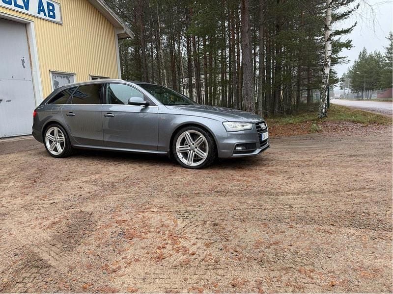 Grå Begagnad 2014 Audi A4 Kombi | 165 000 kr (Dyr) - Bild 1/4