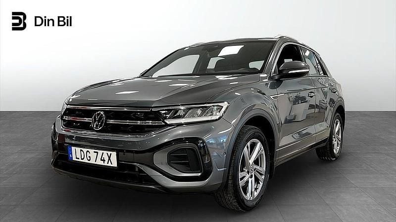 Grå Begagnad 2024 VW T-Roc R-line SUV | 369 900 kr (Marknadspris) - Bild 1/4