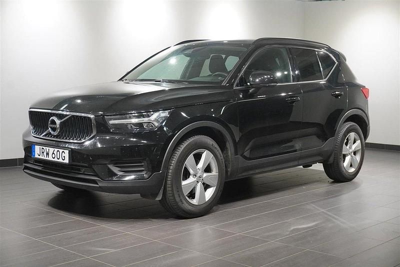 Svart Begagnad 2019 Volvo XC40 SUV | 259 900 kr (Marknadspris) - Bild 1/2