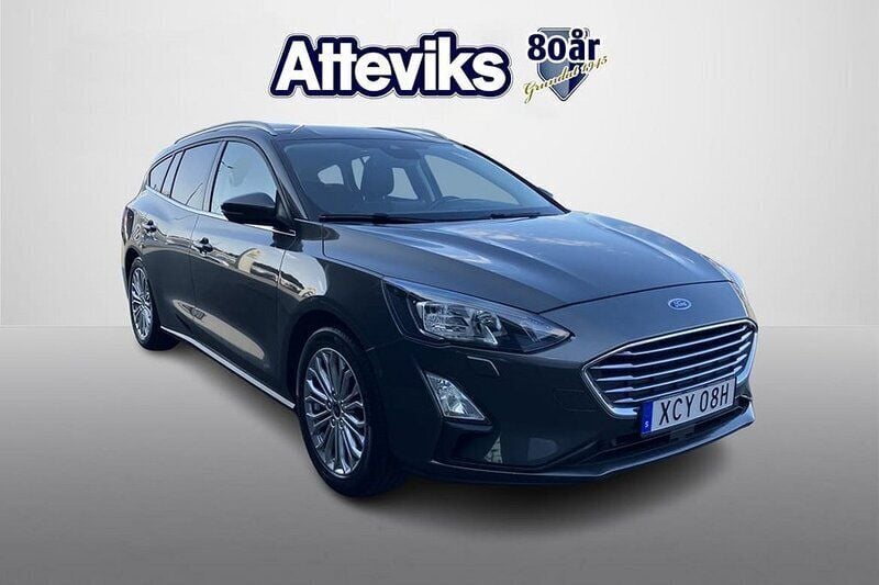 Grå Begagnad 2019 Ford Focus Titanium Kombi | 154 900 kr (Marknadspris) - Bild 1/4