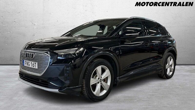 Svart Begagnad 2022 Audi Q4 e-tron Proline SUV | 399 000 kr (Marknadspris) - Bild 1/4