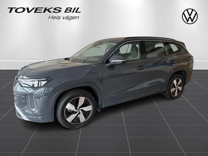 Grå Ny 2024 VW Tayron Life SUV | 499 900 kr (Superpris) - Bild 1/4