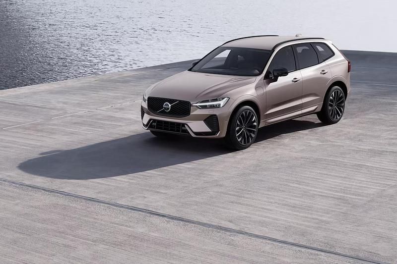 Ny Volvo XC60 350 HK (257 kW) 2025 Grå SUV