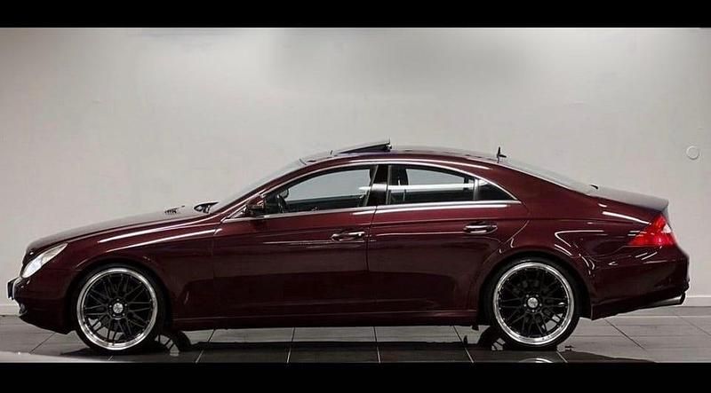 Begagnad Mercedes CLS500 AMG 306 HK (225 kW) 2006 Metallic Sportkupé