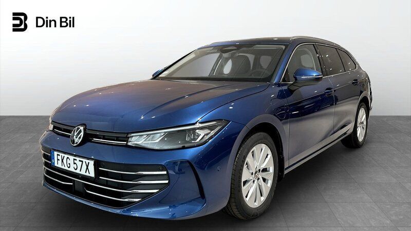 Blå Ny 2024 VW Passat Kombi | 459 900 kr (Superpris) - Bild 1/4