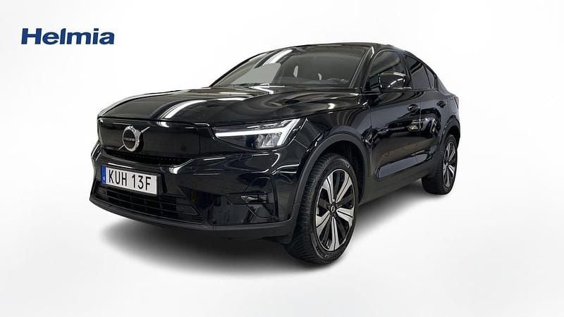 Svart Begagnad 2022 Volvo EC40 Plus SUV | 359 000 kr (Marknadspris) - Bild 1/4