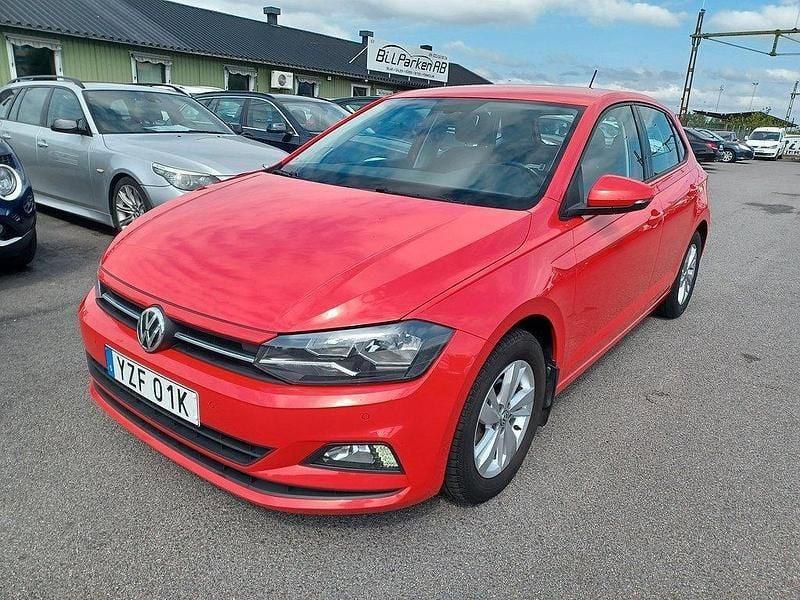 Röd Begagnad 2019 VW Polo Halvkombi | 109 000 kr (Bra pris) - Bild 1/4