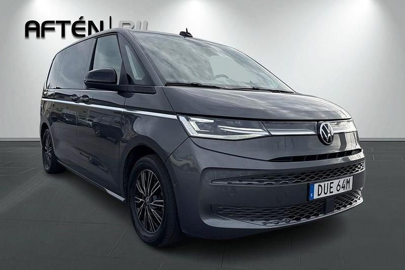 Begagnad VW Multivan Style 218 HK (160 kW) 2022 Grå Van