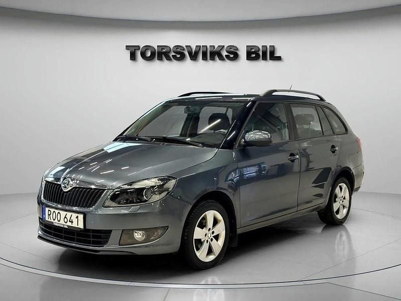 Gråmet Begagnad 2014 Skoda Fabia Ambiente Kombi | 74 900 kr (Marknadspris) - Bild 1/4
