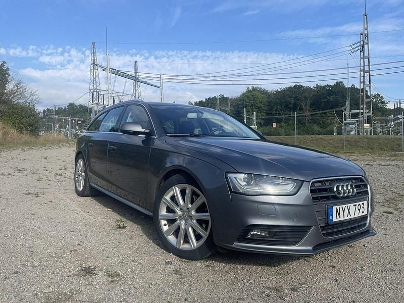 Grå Begagnad 2014 Audi A4 Kombi | 114 900 kr (Lite dyr) - Bild 1/4