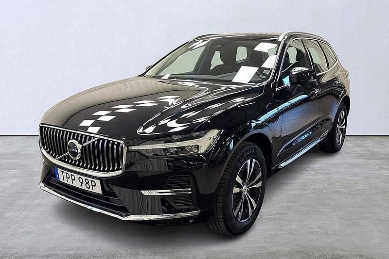 Begagnad Volvo XC60 Core 355 HK (261 kW) 2024 Svart SUV