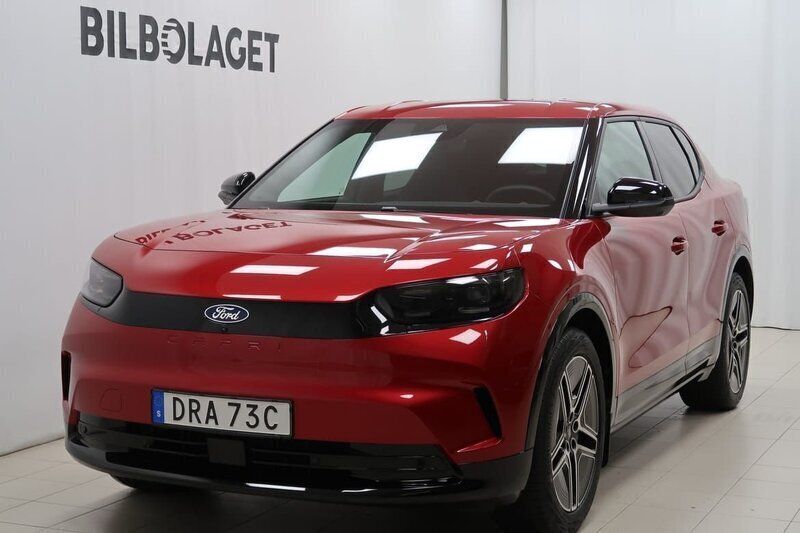 Röd Begagnad 2024 Ford Capri Extended Range SUV | 649 900 kr - Bild 1/4