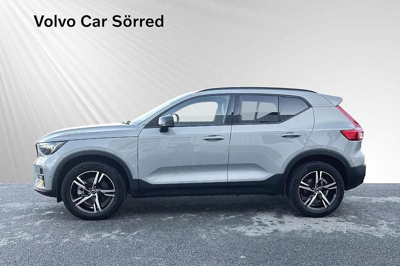 Begagnad Volvo XC40 163 HK (119 kW) 2024 Grå SUV