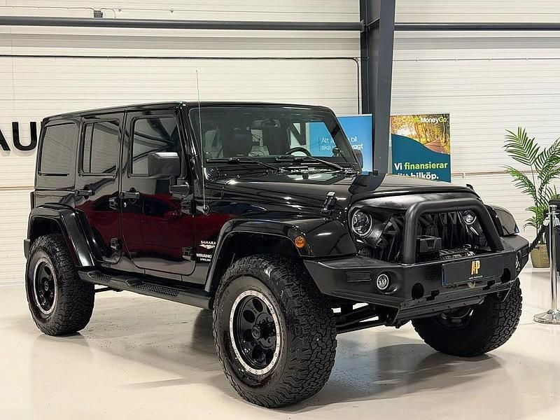 Begagnad Jeep Wrangler Rubicon 200 HK (147 kW) 2013 Svart SUV