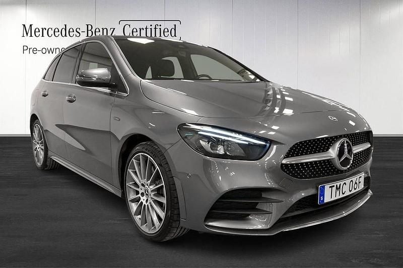 Begagnad Mercedes B250 Premium 218 HK (160 kW) 2021 Grå Minibuss
