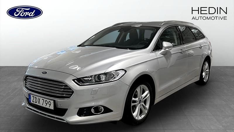 Grå (grey) Begagnad 2018 Ford Mondeo Titanium Kombi | 129 900 kr (Marknadspris) - Bild 1/4