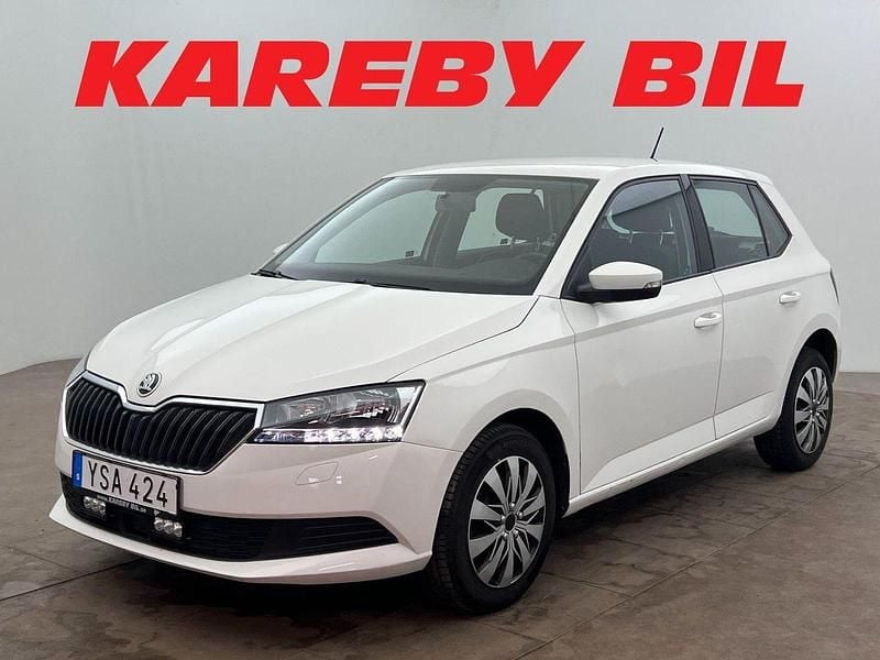 Vit Begagnad 2018 Skoda Fabia Ambition Halvkombi | 104 900 kr (Marknadspris) - Bild 1/3