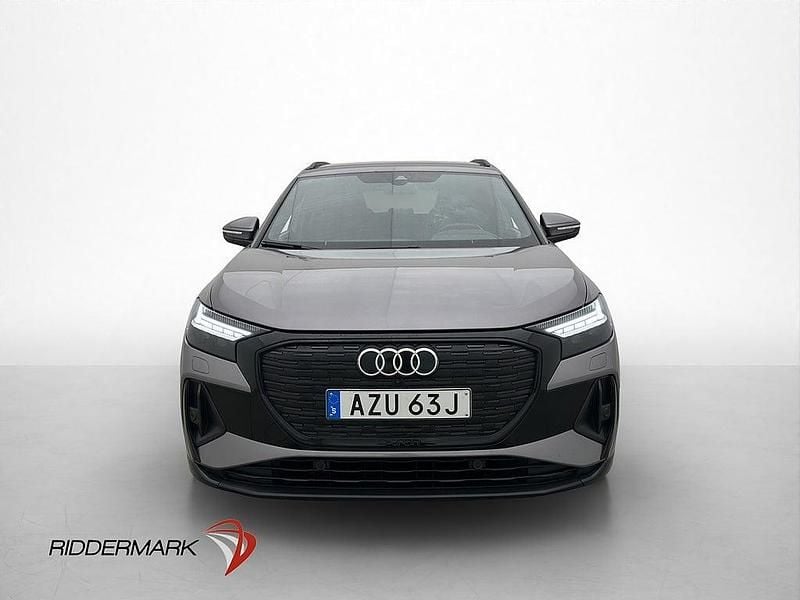 Begagnad Audi Q4 e-tron S-Line 219 kW (299 HK) 2022 Grå SUV