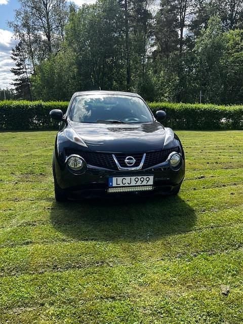 Svart Begagnad 2011 Nissan Juke SUV | 70 000 kr (Lite dyr) - Bild 1/4