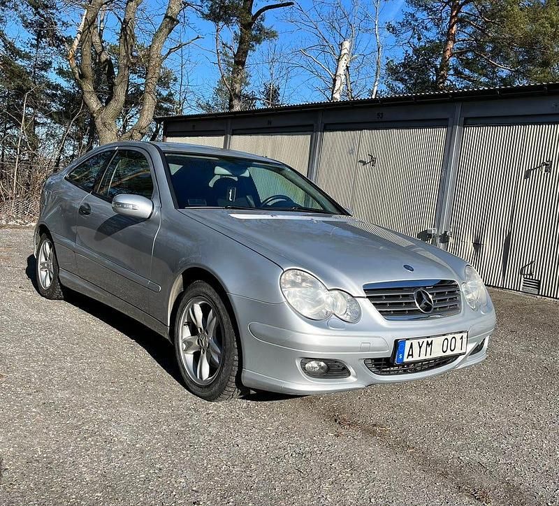 Begagnad Mercedes C180 143 HK (105 kW) 2007