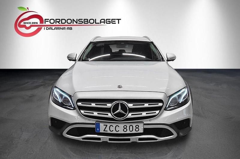 Begagnad Mercedes E220 All-Terrain 194 HK (142 kW) 2017 Silver Kombi