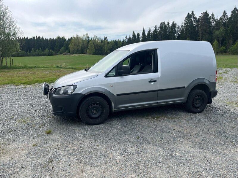 Silver Begagnad 2012 VW Caddy Minibuss | 65 000 kr (Marknadspris) - Bild 1/4