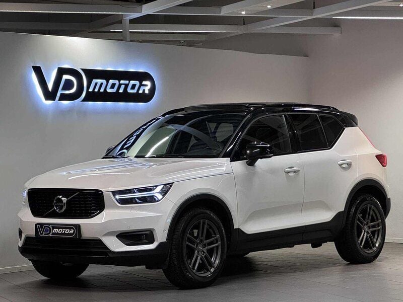 Vit Begagnad 2018 Volvo XC40 R-Design SUV | 339 700 kr (Lite dyr) - Bild 1/4