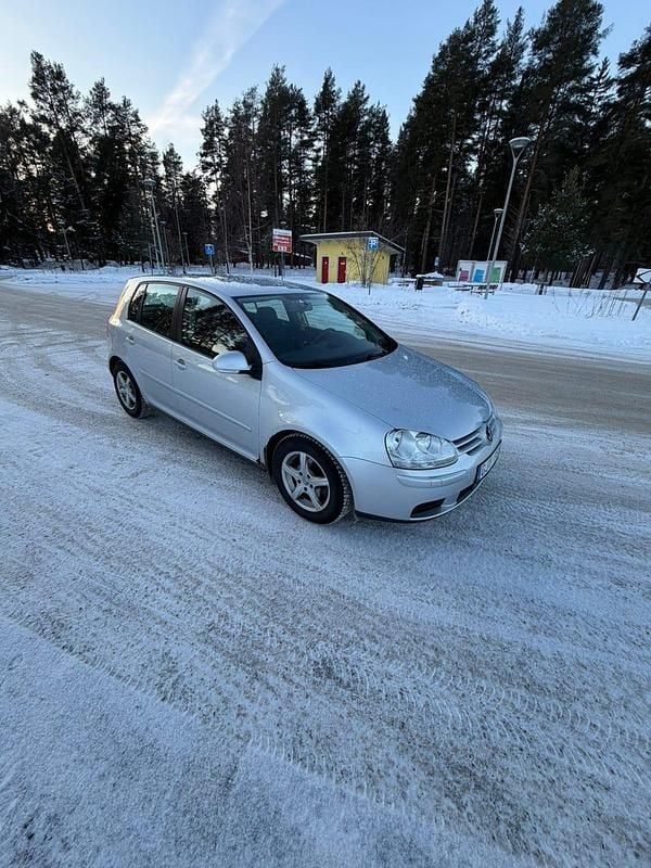 Begagnad 2008 VW Golf VI Halvkombi | 26 000 kr (Bra pris) - Bild 1/4