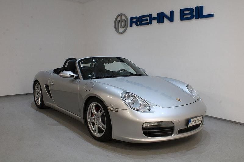 Begagnad Porsche Boxster S 284 HK (208 kW) 2005 Silver Cab