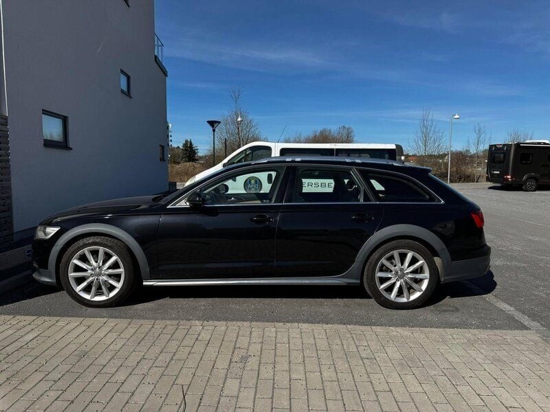 Svart Begagnad 2013 Audi A6 Allroad Kombi | 140 000 kr (Superpris) - Bild 1/4