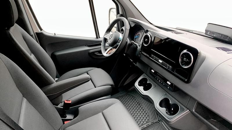 Ny Mercedes E-Sprinter 11 kW (15 HK) 2025 Van
