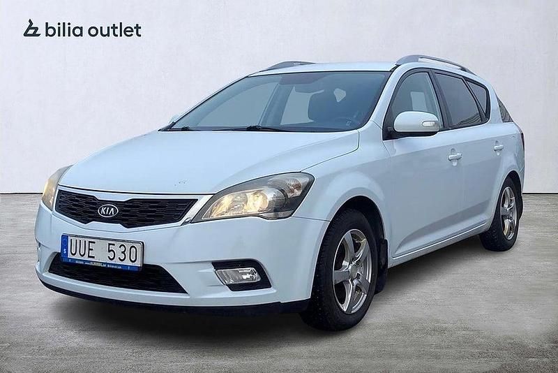 Vit Begagnad 2011 Kia Ceed Sportswagon Kombi | 34 000 kr (Superpris) - Bild 1/3