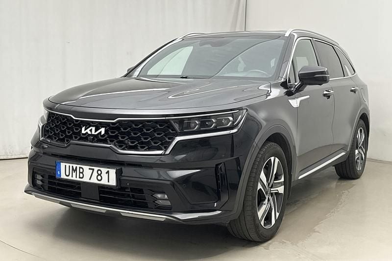 Svart Begagnad 2022 Kia Sorento 2 SUV | 339 000 kr (Bra pris) - Bild 1/4