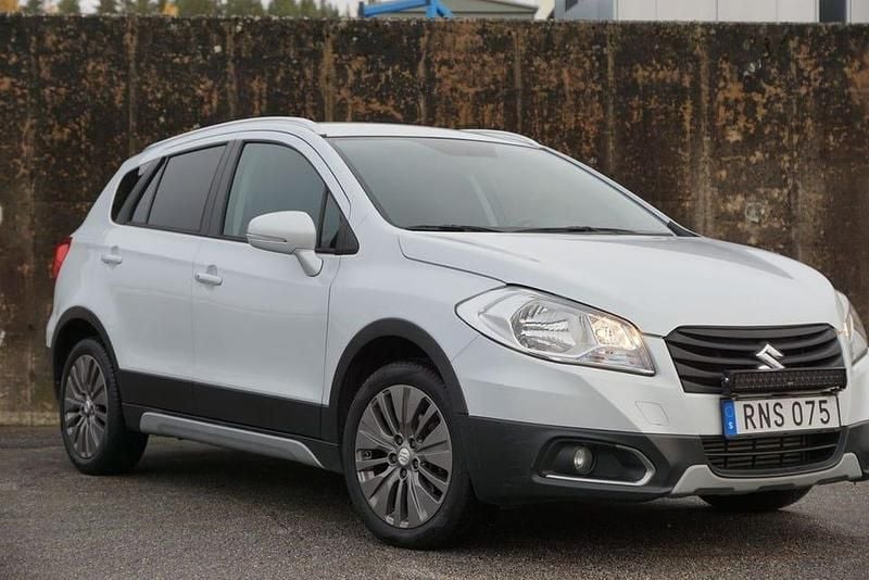 Begagnad Suzuki SX4 S-Cross 120 HK (88 kW) 2015 Vit SUV