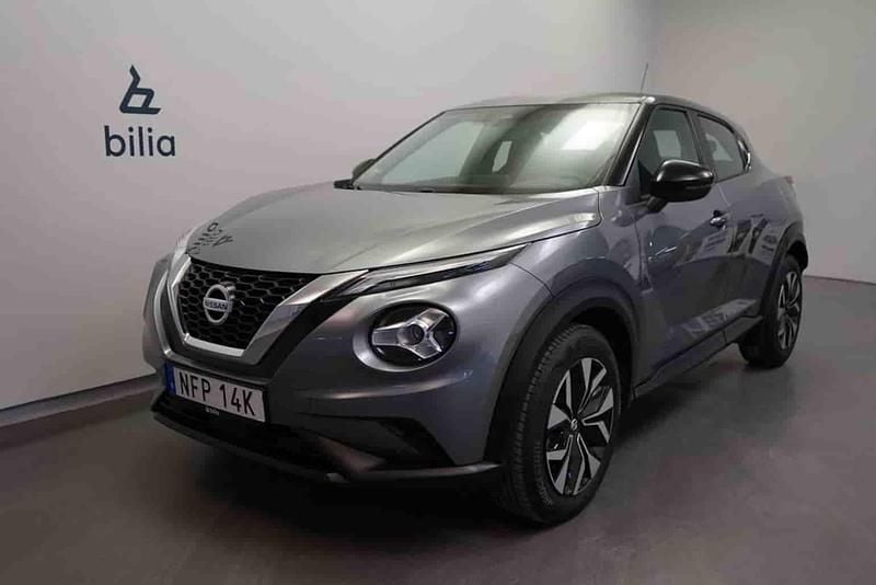 Grå Begagnad 2022 Nissan Juke SUV | 159 500 kr (Marknadspris) - Bild 1/1