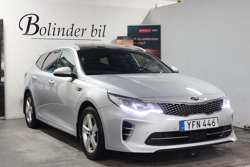 Grå Begagnad 2017 Kia Optima GT-Line Kombi | 138 900 kr (Bra pris) - Bild 1/4