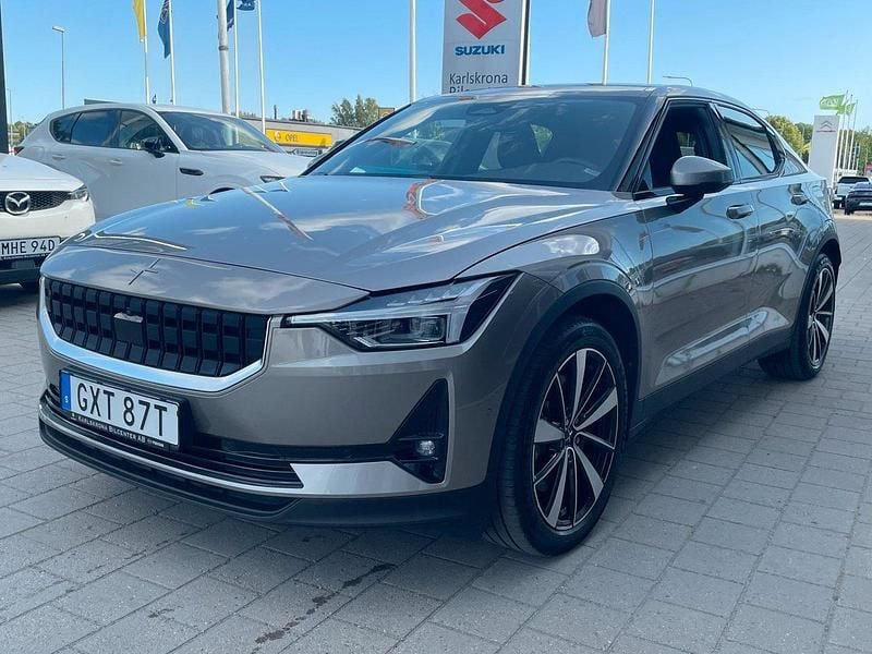 Grå (moon) Begagnad 2022 Polestar 2 Pilot Sedan | 324 000 kr (Marknadspris) - Bild 1/4
