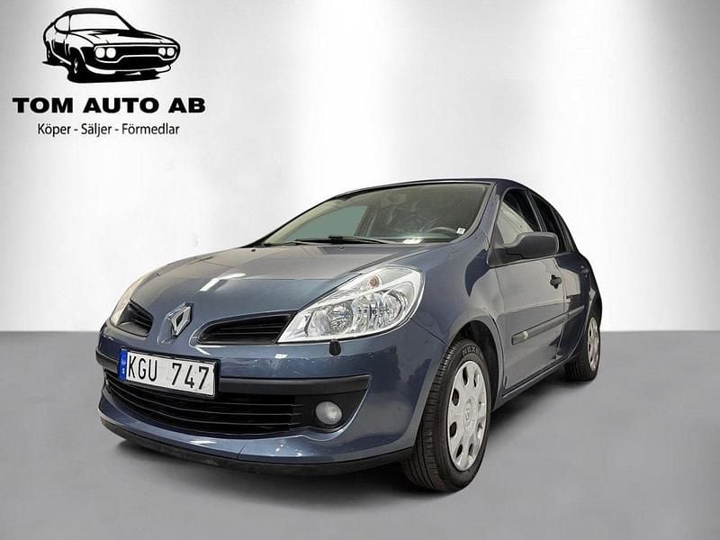 Blå Begagnad 2006 Renault Clio R.S. Halvkombi | 35 000 kr (Marknadspris) - Bild 1/4