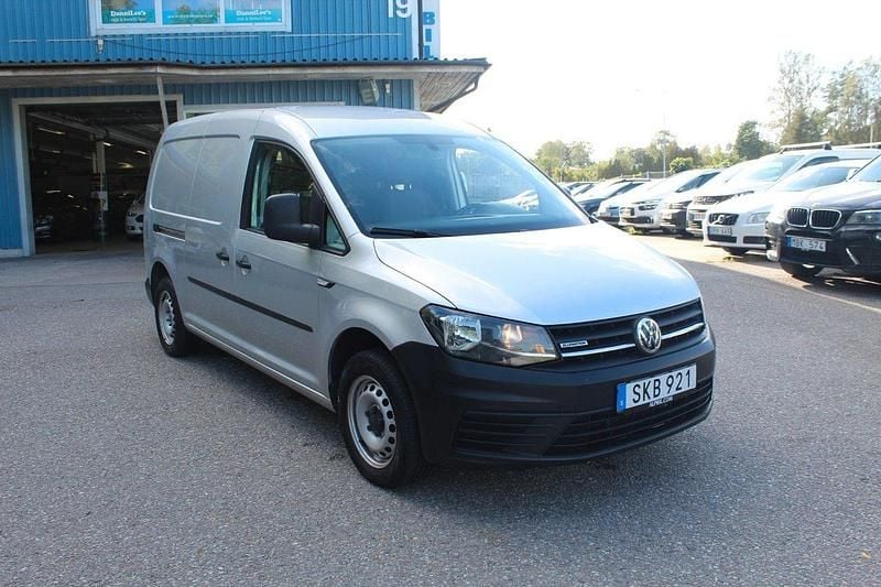 Silver Begagnad 2019 VW Caddy Maxi Minibuss | 118 000 kr (Bra pris) - Bild 1/4