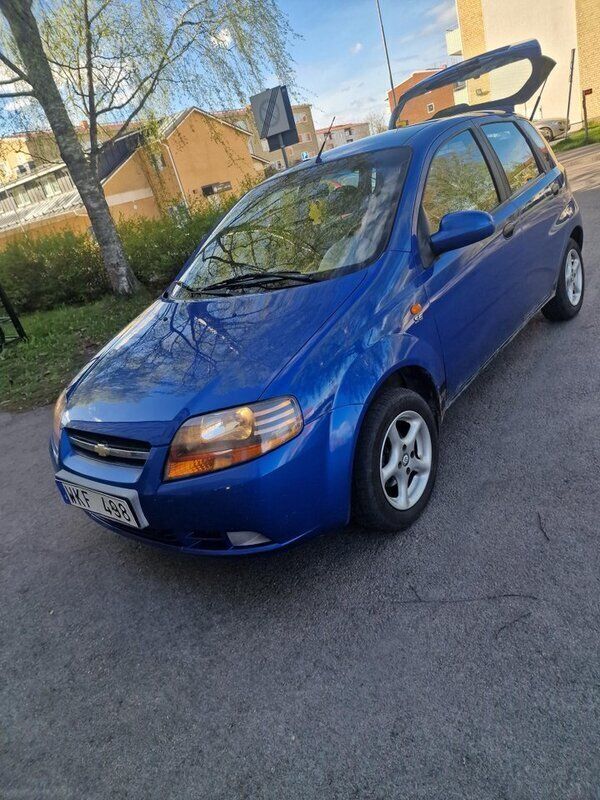 Blå Begagnad 2005 Chevrolet Kalos Halvkombi | 16 500 kr (Marknadspris) - Bild 1/4