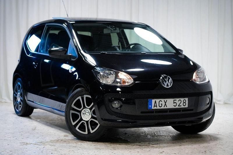 Svart Begagnad 2013 VW up! high up! Halvkombi | 69 900 kr (Bra pris) - Bild 1/4