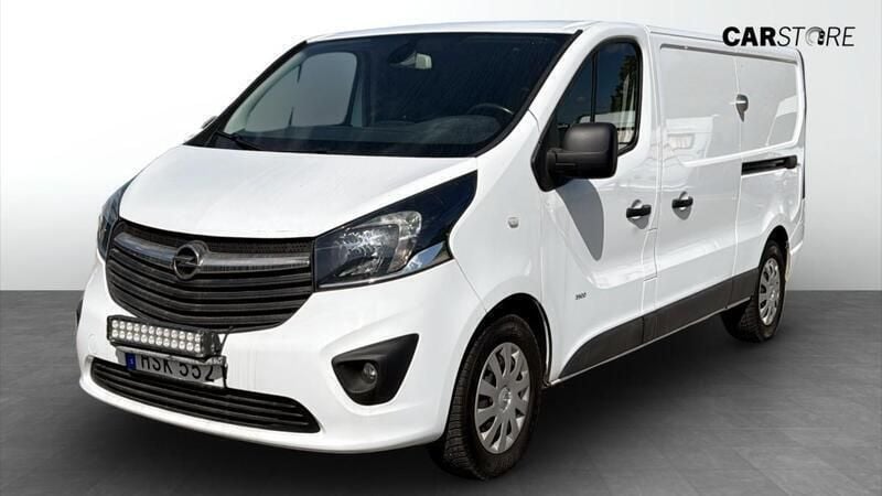 Vit Begagnad 2017 Opel Vivaro Van | 95 920 kr - Bild 1/4