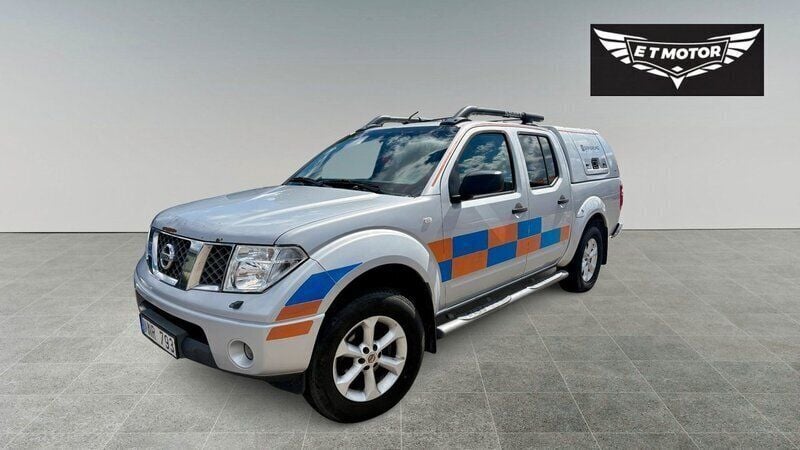 Silver Begagnad 2007 Nissan Navara Pickup | 59 900 kr (Marknadspris) - Bild 1/4