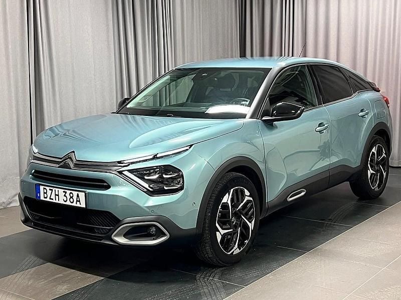 Blå Begagnad 2022 Citroën C4 PureTech Halvkombi | 199 800 kr (Marknadspris) - Bild 1/4