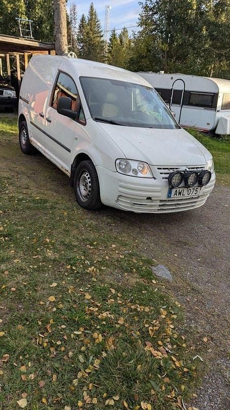 Vit Begagnad 2007 VW Caddy Minibuss | 16 000 kr (Superpris) - Bild 1/4