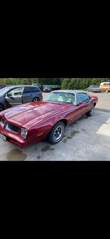Begagnad Pontiac Firebird 162 HK (119 kW) 1976