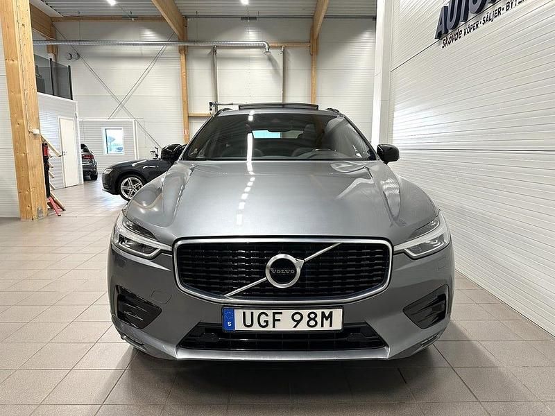 Begagnad Volvo XC60 R-Design 190 HK (139 kW) 2020 Grå SUV