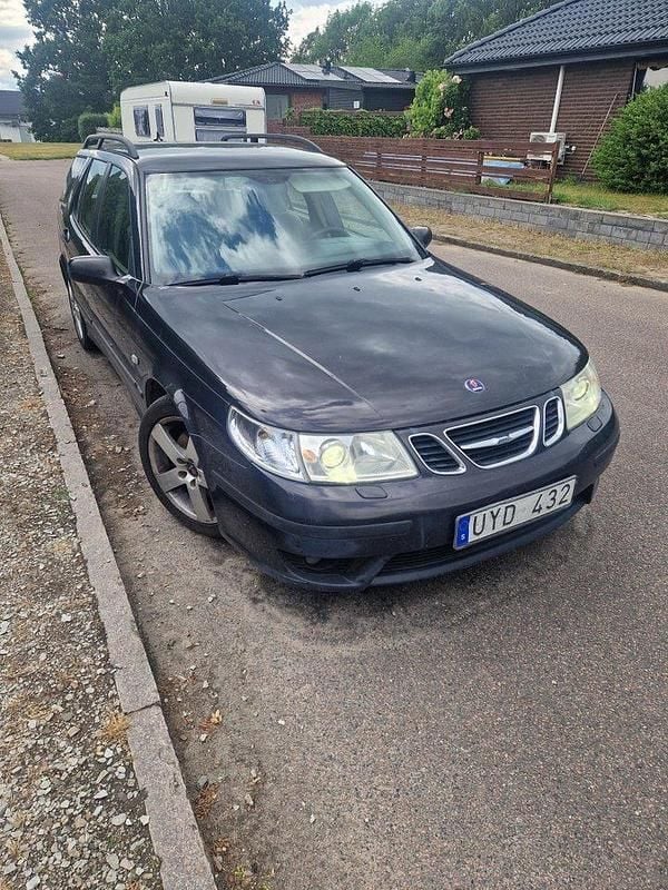 Svart Begagnad 2004 Saab 9-5 Aero Kombi | 9 500 kr - Bild 1/3