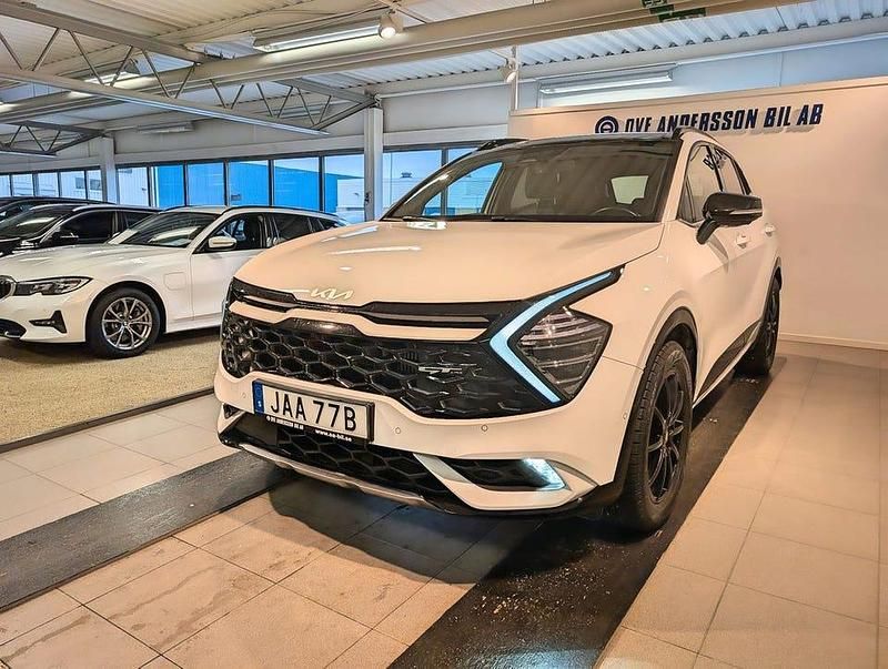 Begagnad Kia Sportage GT-Line 265 HK (194 kW) 2022 Vit SUV